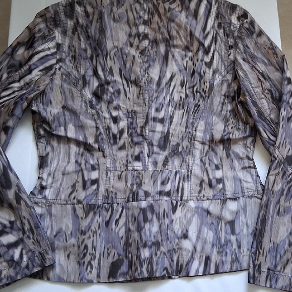 Chico's Abstract Pattern Lightweight Jacket - Picture 6 of 8